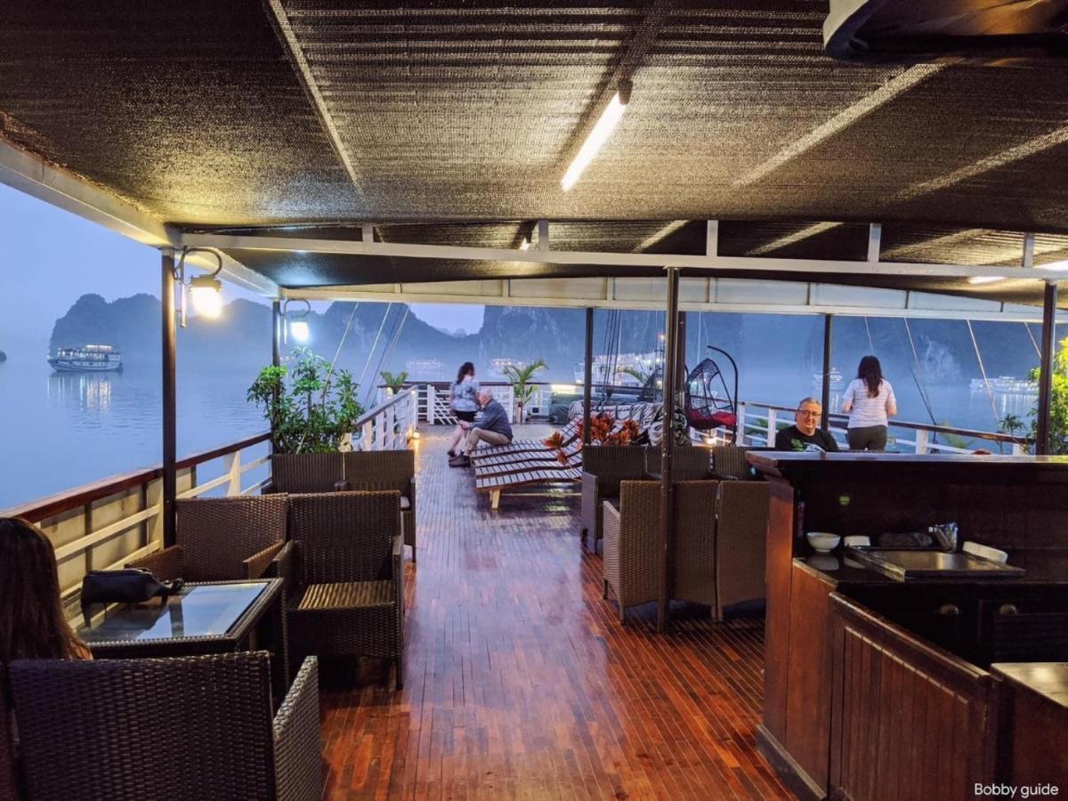 ホテル Le Journey Halong Bay Cruises ハロン エクステリア 写真